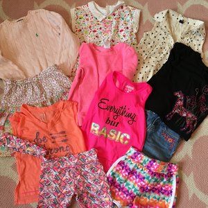 Bundle of girls size 3T and 4T clothes